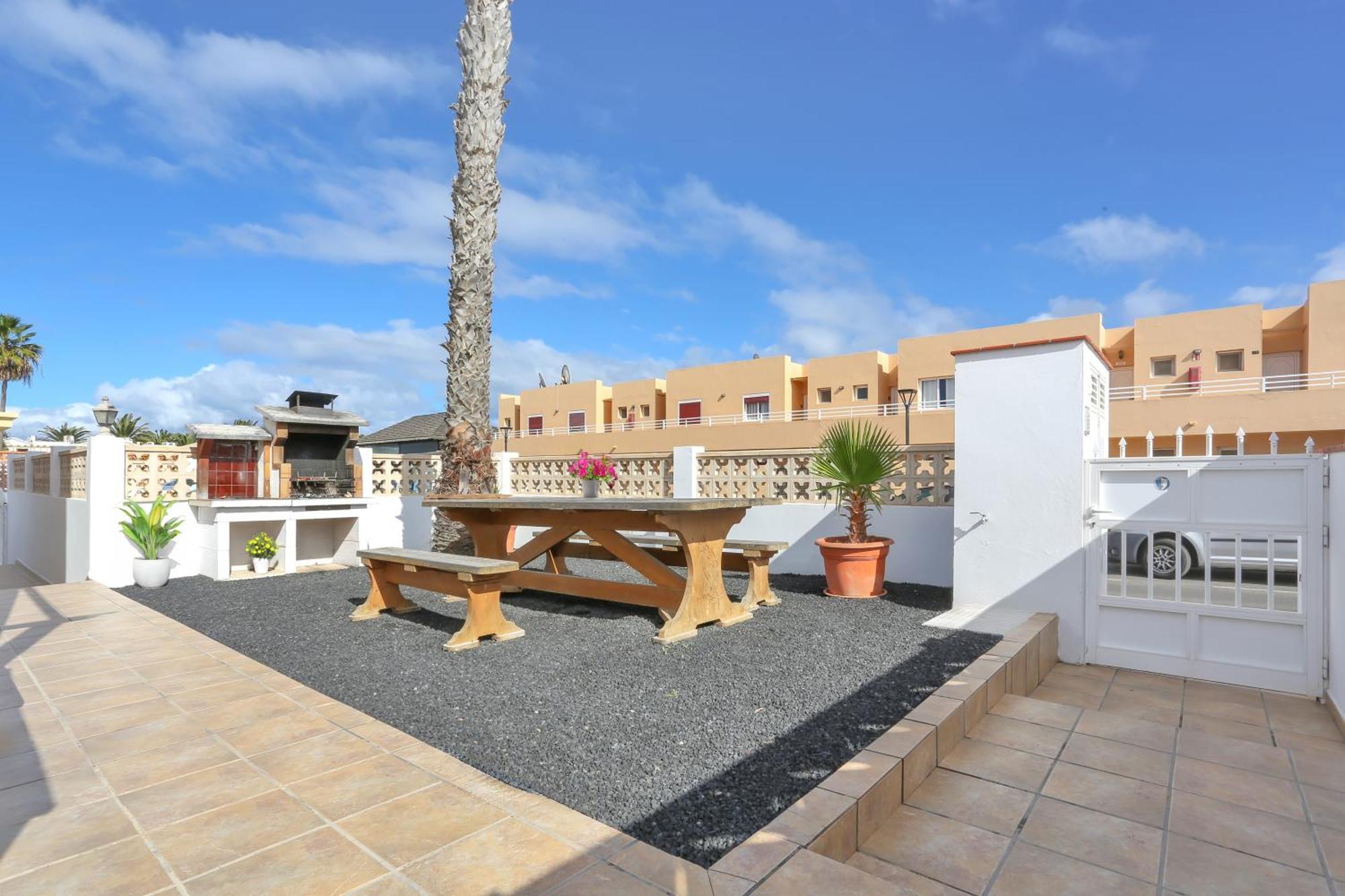 דירות קורלחו Residencia Lena מראה חיצוני תמונה