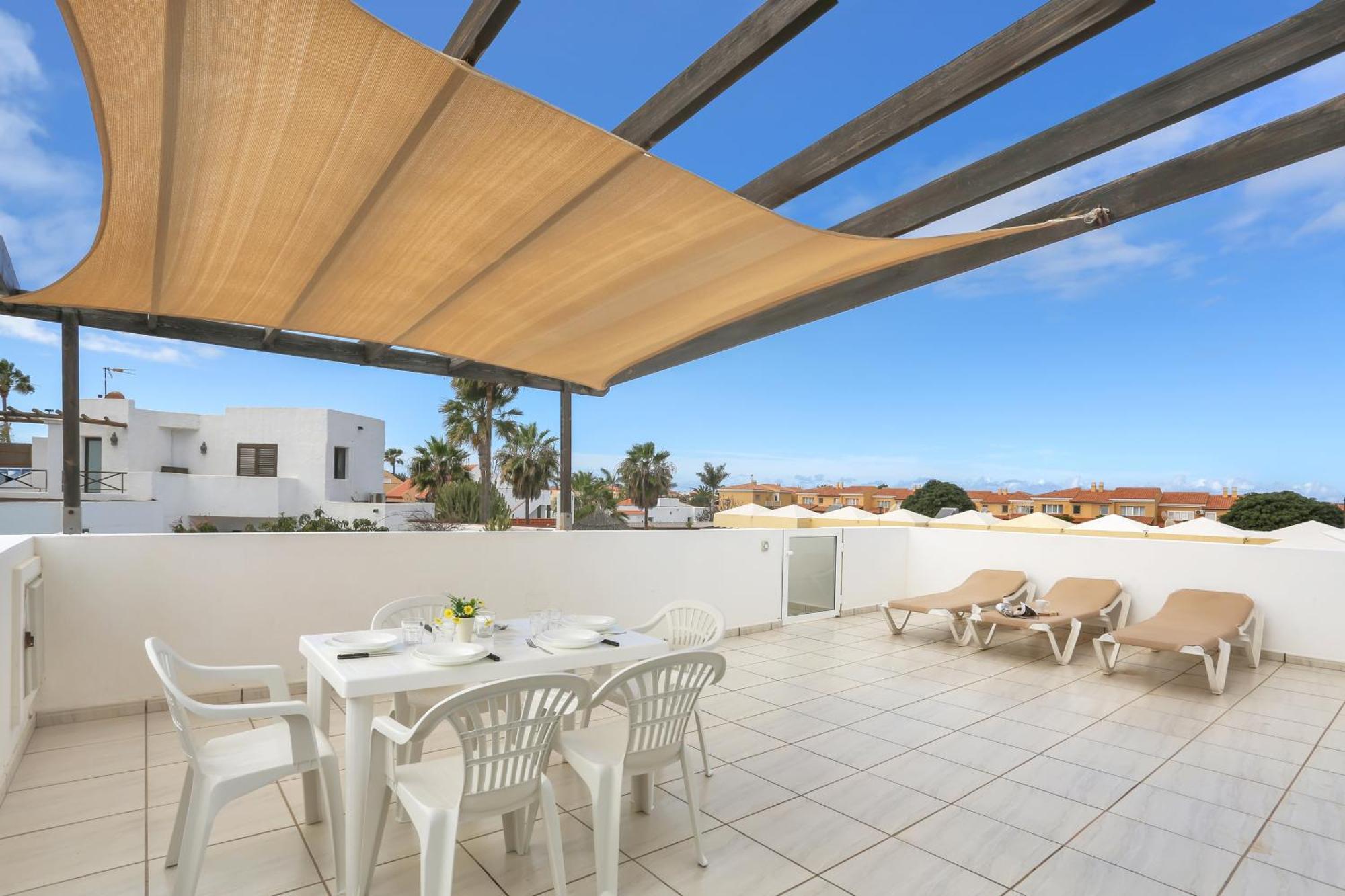 דירות קורלחו Residencia Lena מראה חיצוני תמונה
